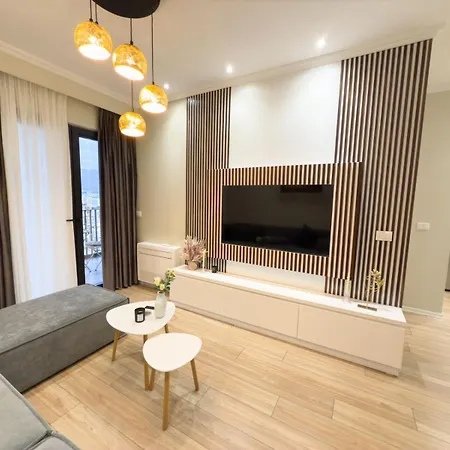 Luxe Haven B22 *